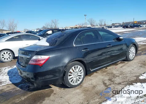 2011 Acura Rl 3.7 z USA, uszkodzony, nr VIN JH4KB2F67BC000328